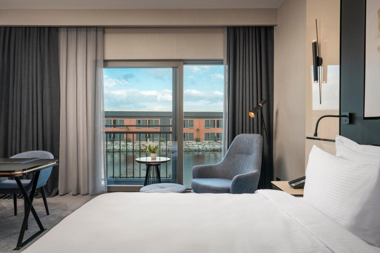 Crowne Plaza - Istanbul Tuzla Viaport Marina By Ihg Hotel Exterior photo