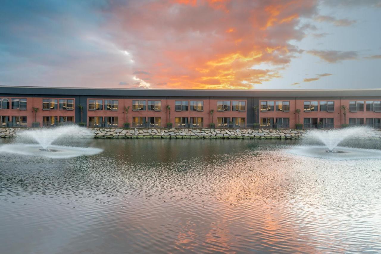 Crowne Plaza - Istanbul Tuzla Viaport Marina By Ihg Hotel Exterior photo