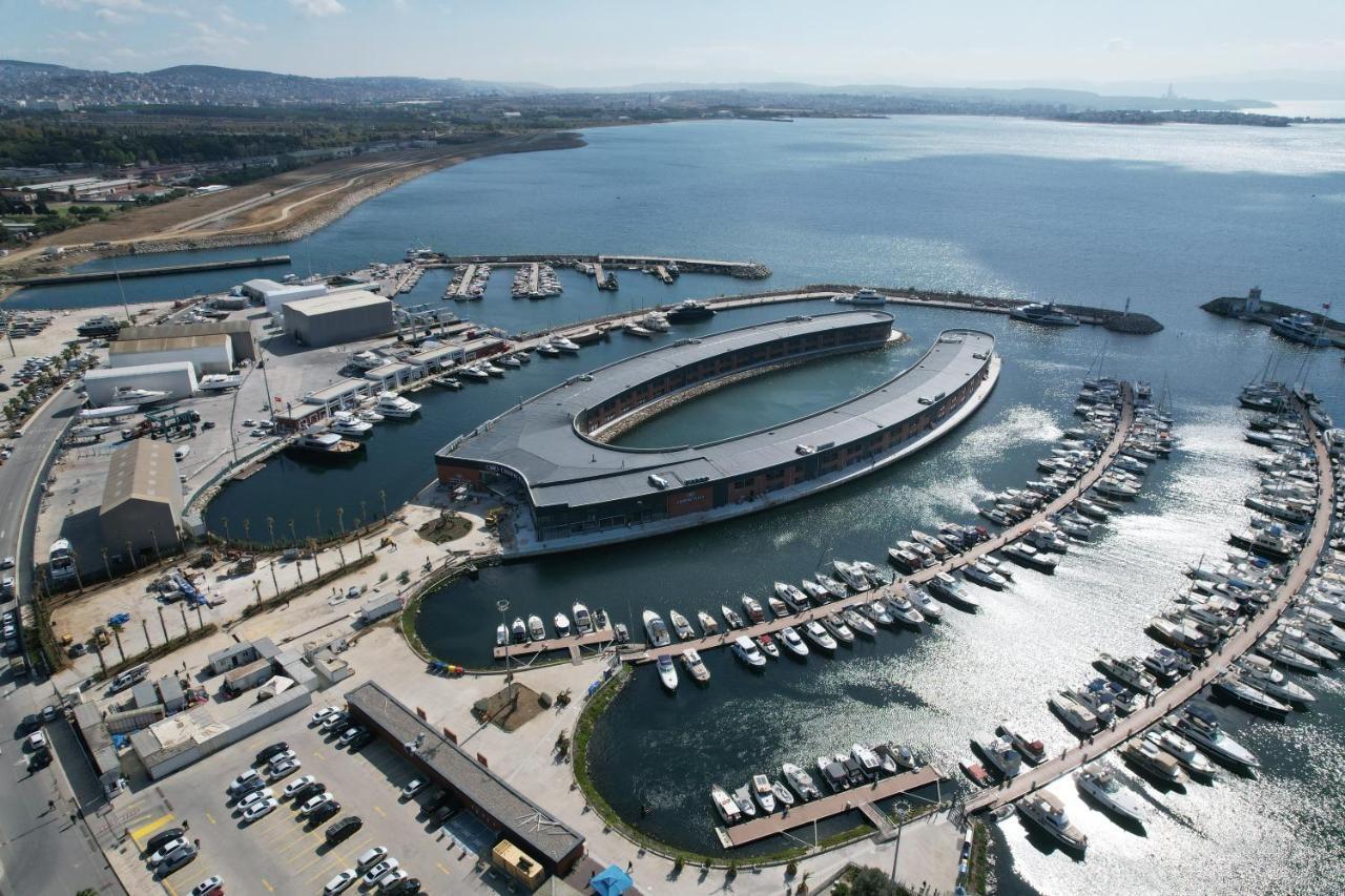 Crowne Plaza - Istanbul Tuzla Viaport Marina By Ihg Hotel Exterior photo